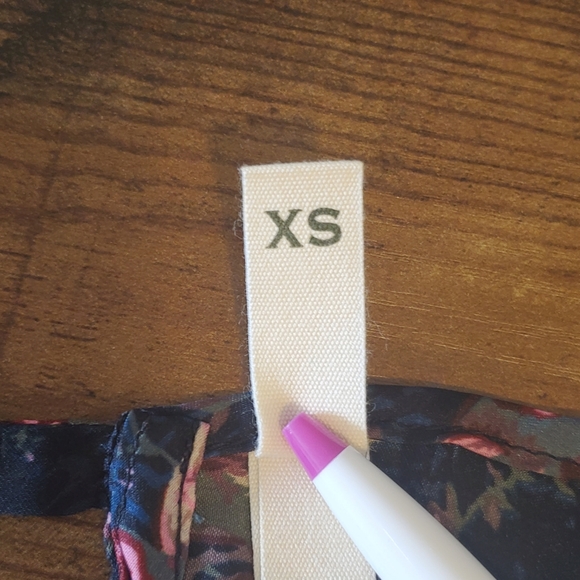 Anthro Tiny Reeves Crop Top - Picture 5 of 7